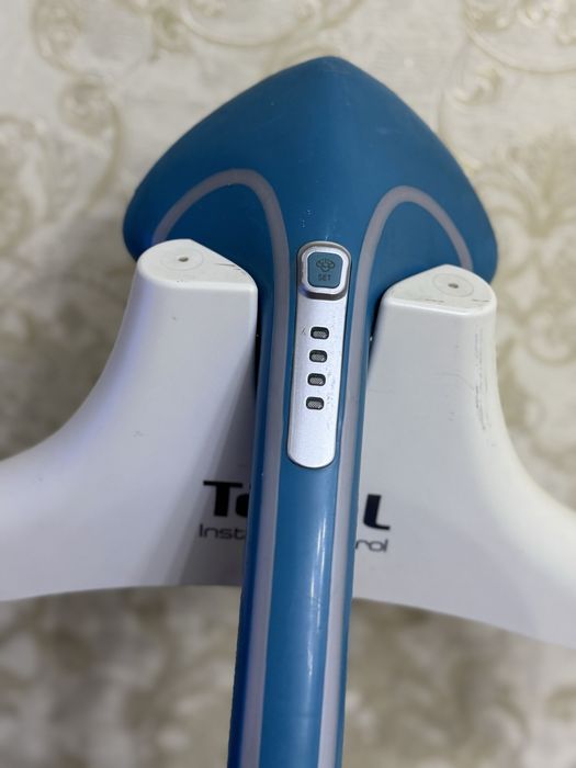 Вертикальный отпариватель Tefal IS8360