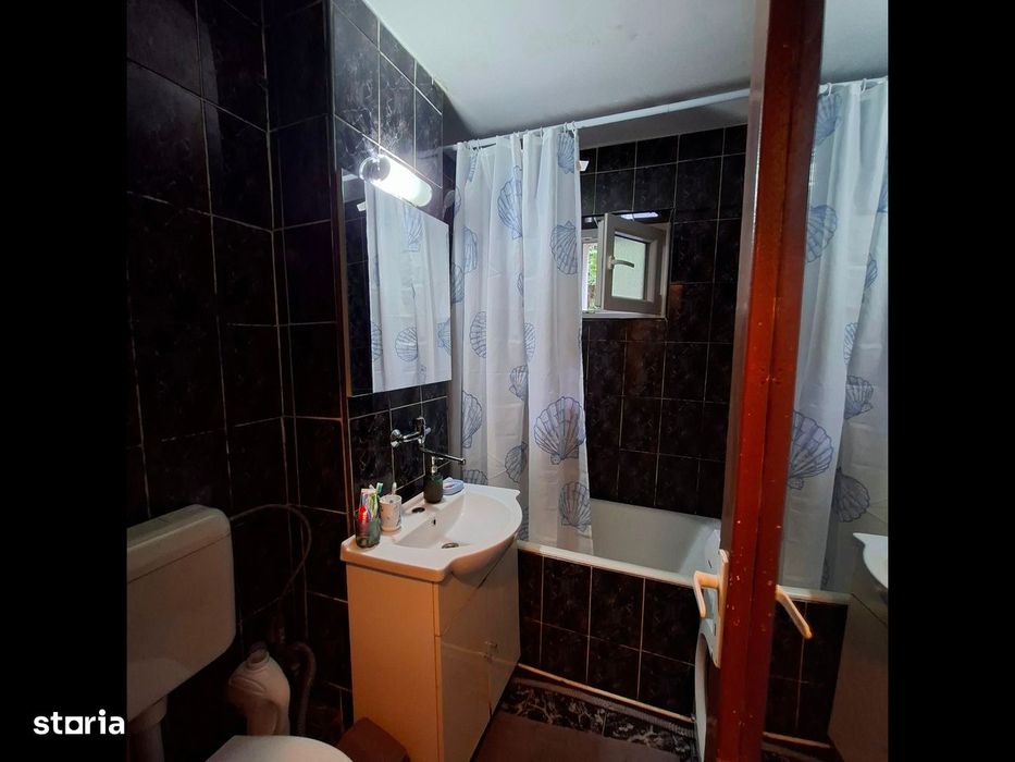 Inchiriez apartament 3 camere/2 băi decomandate în Tudor–Fortuna
