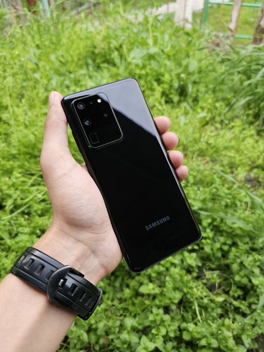 Samsung Galaxy S20 Ultra 5G. Joyi 256 GB 5G. Snapdragon 865. Ime bor