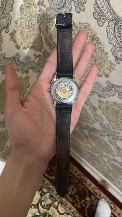 Часы Frederique Constant Classics.