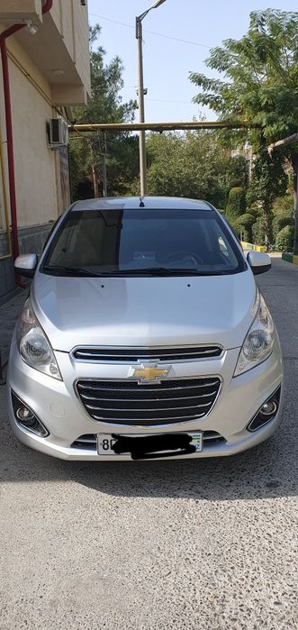 Chevrolet spark sotiladi