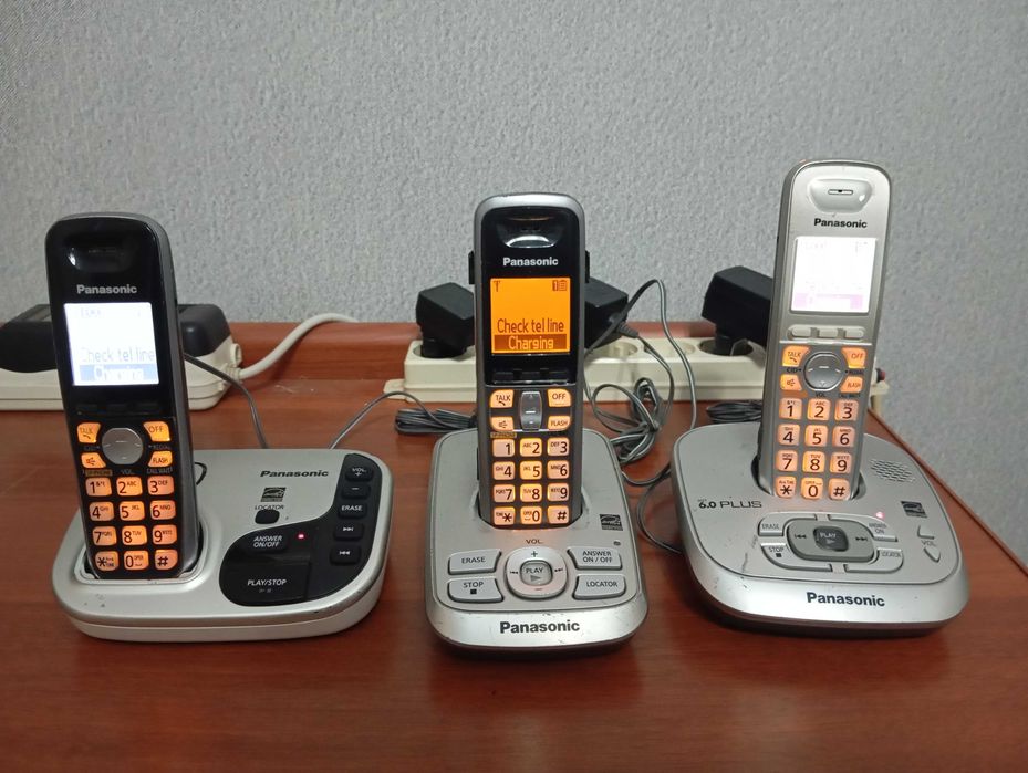Продам радиотелефон PANASONIC c автоответчиком.