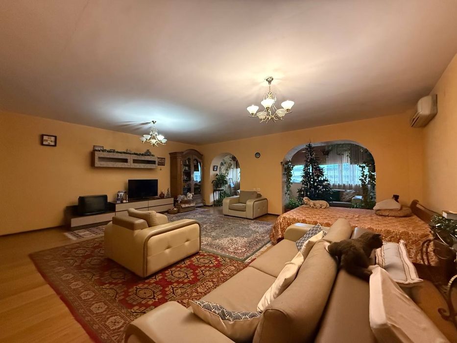 Продаётся Габус 5/4/6, 208м², с ремонтом и удобствами, срочно!!!