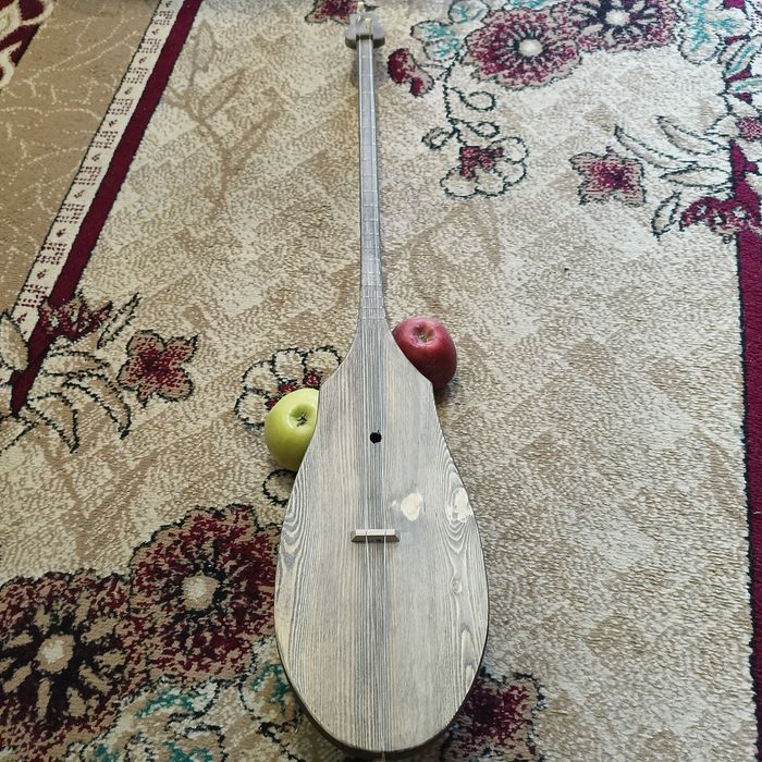 Продам домбыра домбра