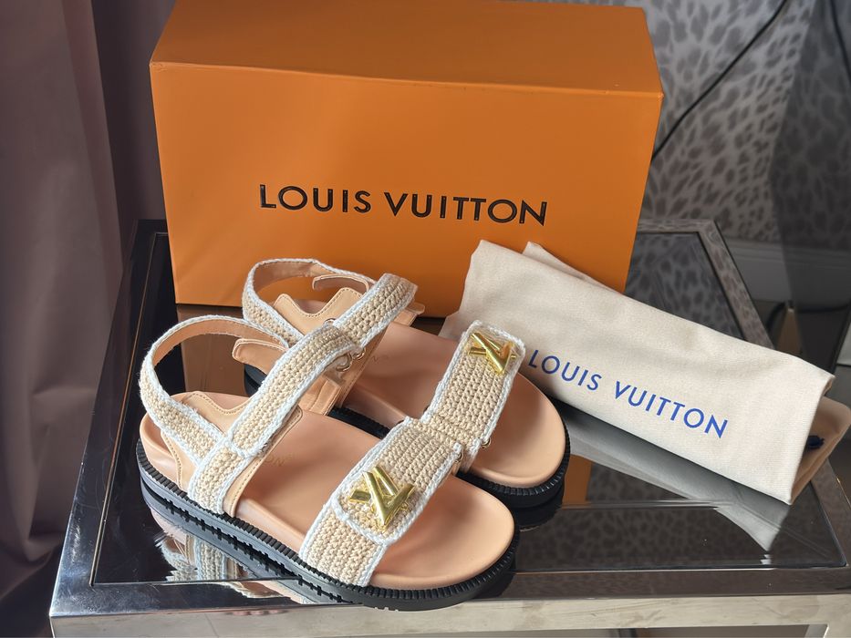 Sandale Louis Vuitton – mai multe modele disponibile
