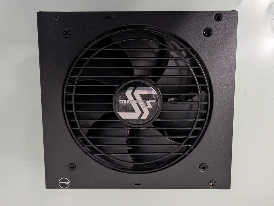 Sursa Seasonic 550W, FOCUS GX Series, 80 PLUS Gold, Full Modulara