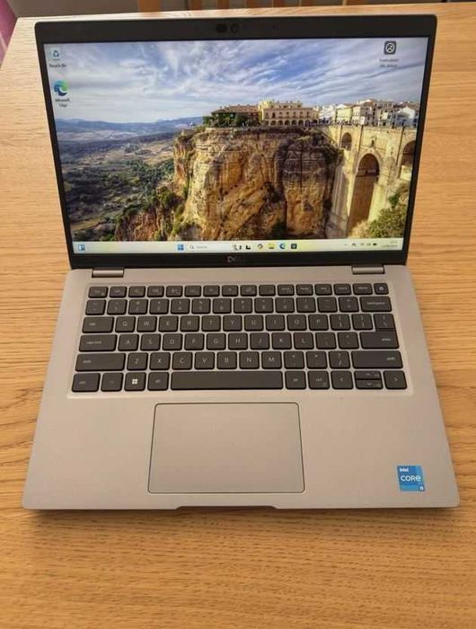 Dell Latitude 5430 Intel® i7-1265U / 32GB DDR4 / 512 SSD НОВ - Microsoft Office Pro Plus 2024