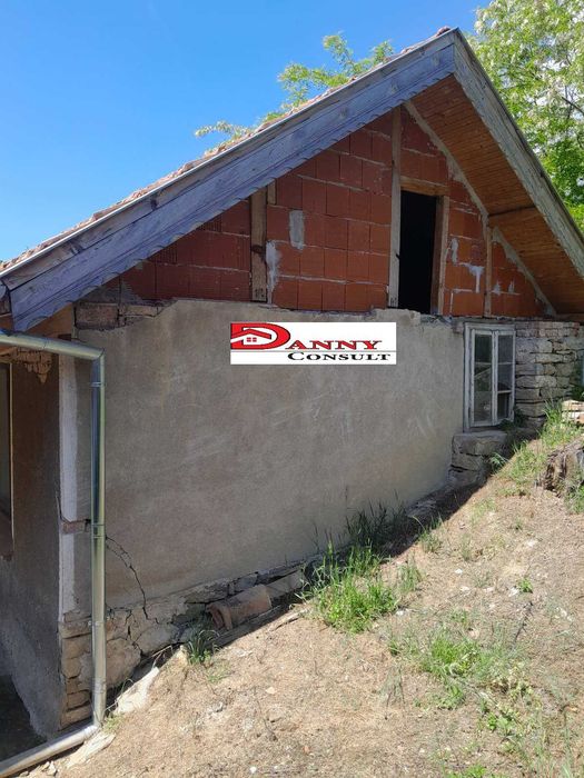 Продава се Къща в с. Крамолин, Област Габрово - 100 кв.м за 230 €/кв.м - Снимка #3