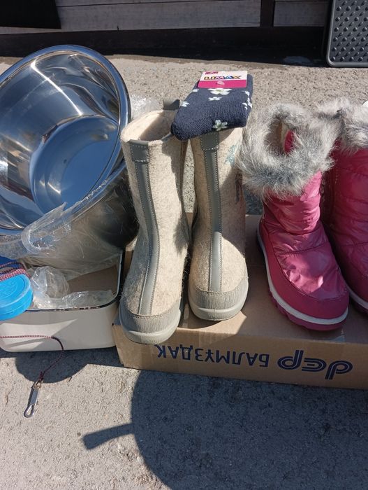 Валенки утеплённые р.32.