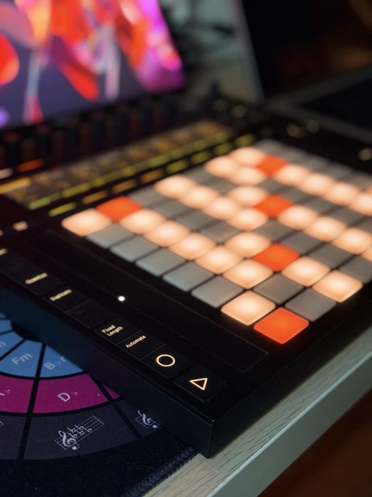 Ableton Push 2 MIDI контроллер
