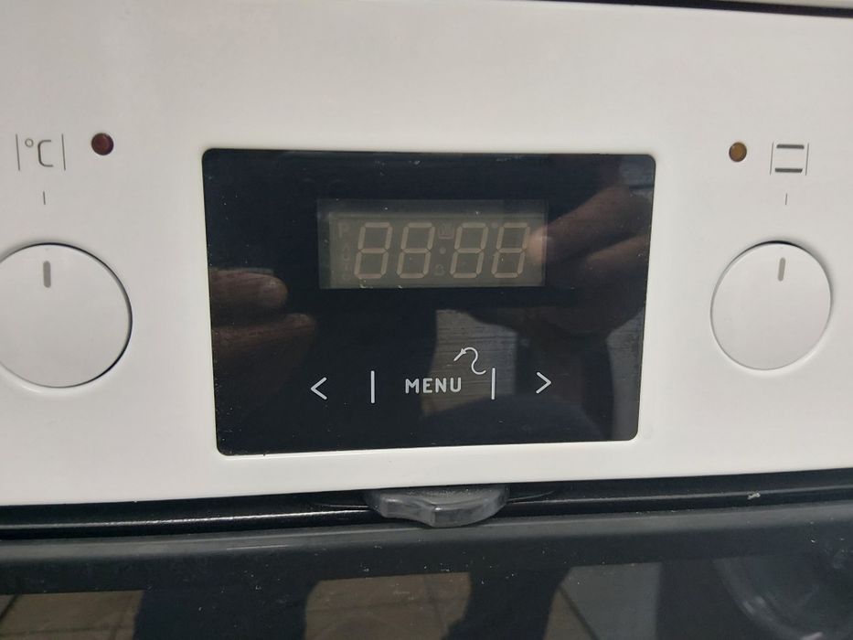 Свободно стояща печка с керамичен плот Gram с 2 години Гаранция!