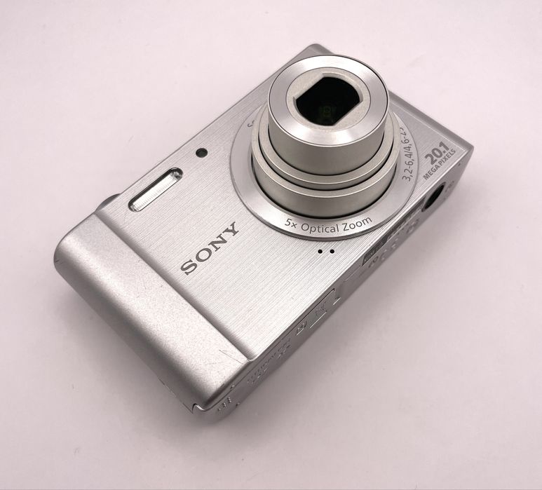 Sony DSC-W800 / 20.1 MP
