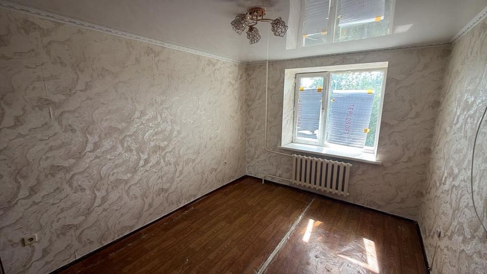 Продам 1-комнатную квартиру 29кв м с мебелю по адресу Шахворостова 173