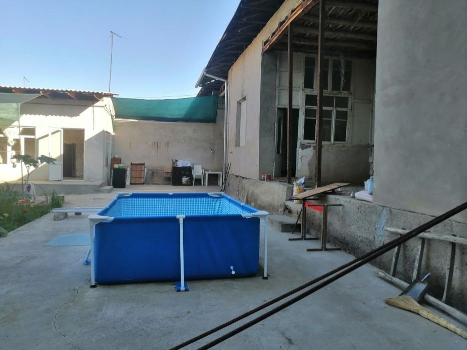 Uy srochna sotiladi barter bor domga