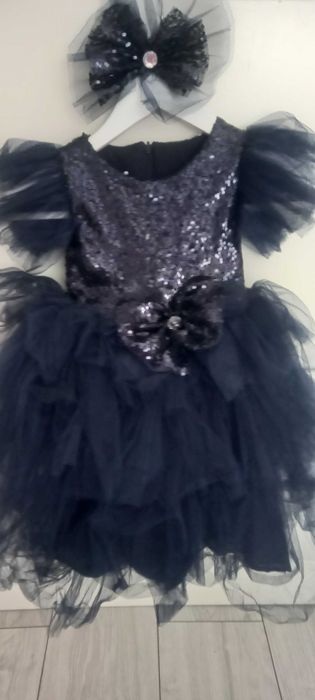 Детска официална рокля с богат тюл