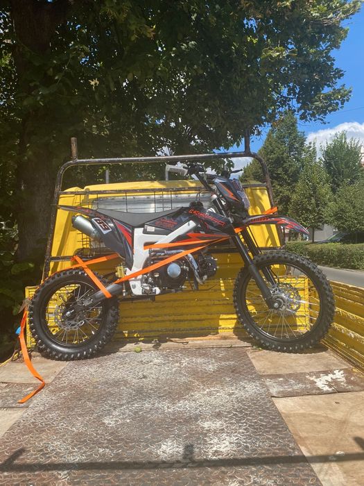 Se vinde kxd 125