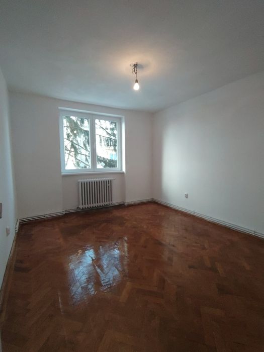 Apartament cu 3 camere în Tg. Secuiesc