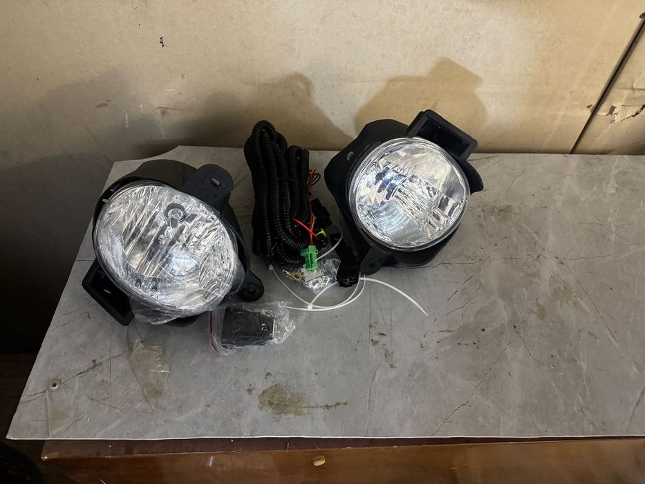 Противотуманка. TOYOTA Hilux