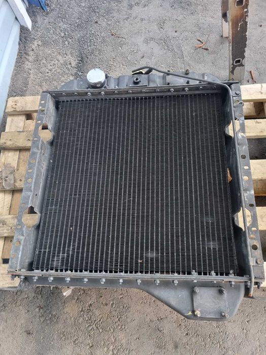 Радиатор ДТ-75, Амкодор