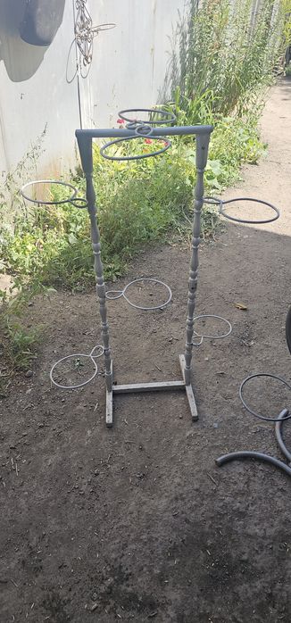 Продам подставки под цветы