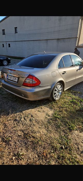 Mercedes-benz E class W211