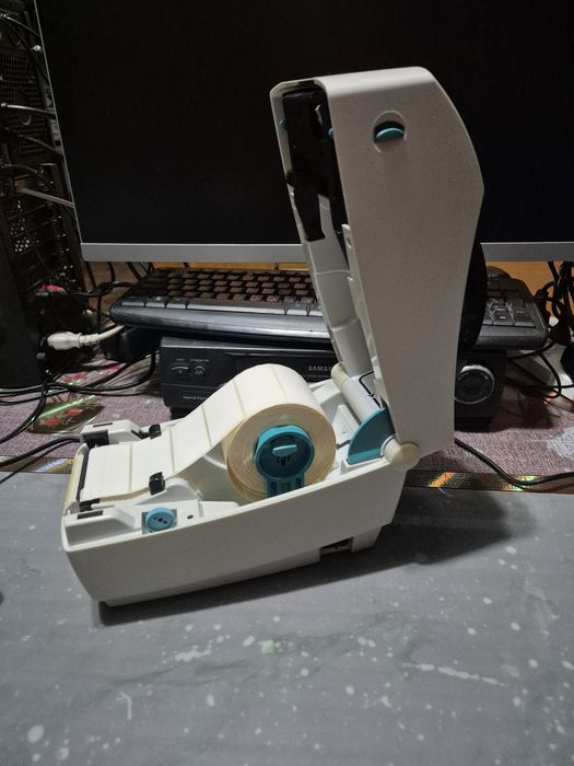 Продам термопринтер Zebra TLP 2824 Plus