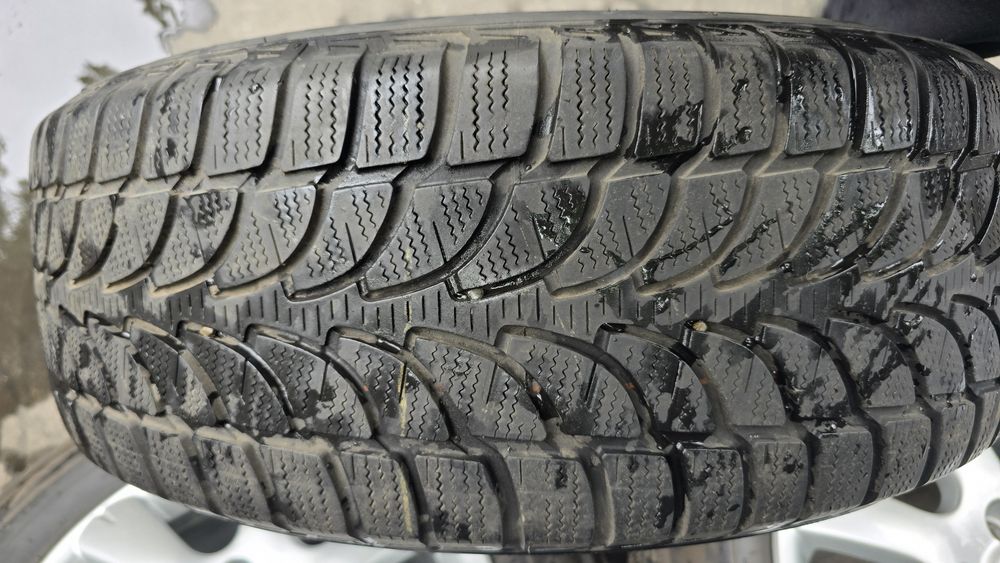 4 jante aluminiu Volkswagen Touareg 17 cu anvelope iarnă