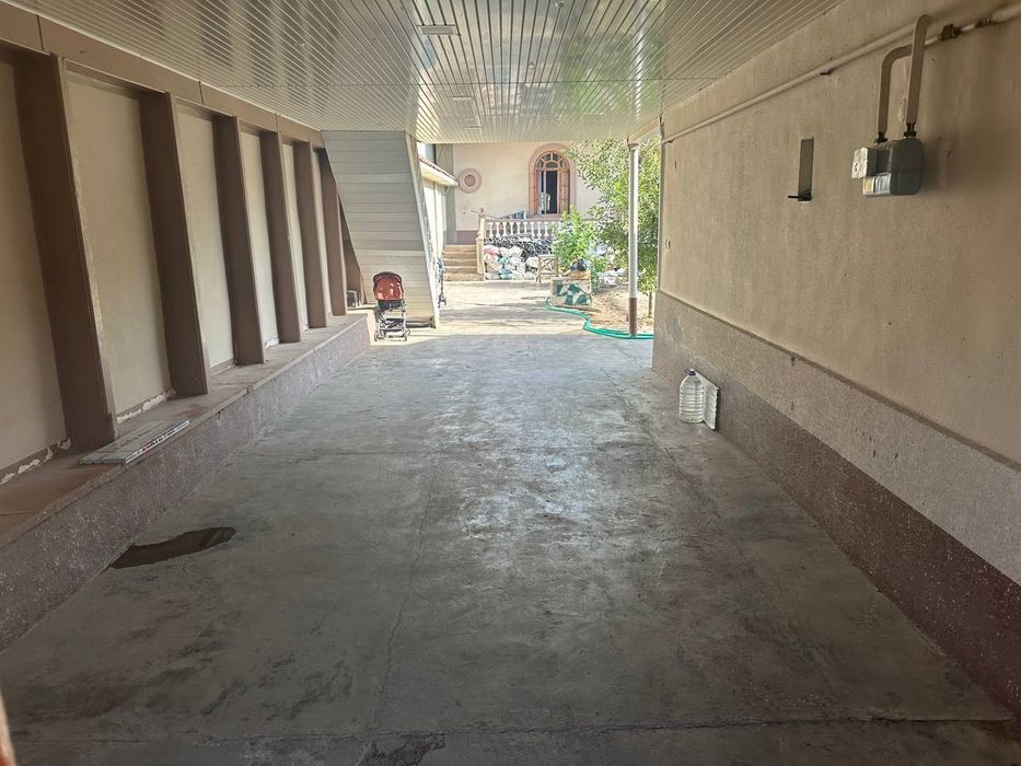 Дом янгиобод 6 соток, цена 200000 у.е