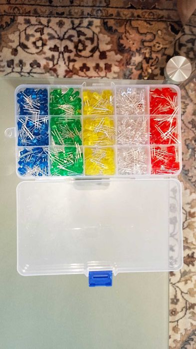 LED 5 mm rosu/alb/portocaliu/verde/albastru, noi, 500 buc, 18 bani/buc