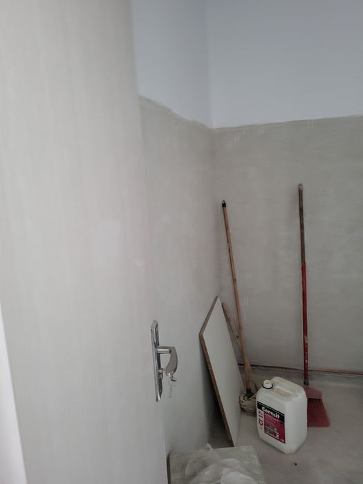 Vând apartament 3 camere Ploiesti