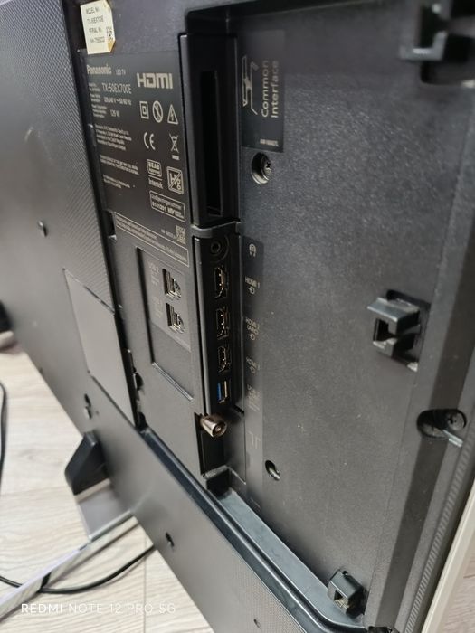 Телевизор Panasonic tx50ex700e на части