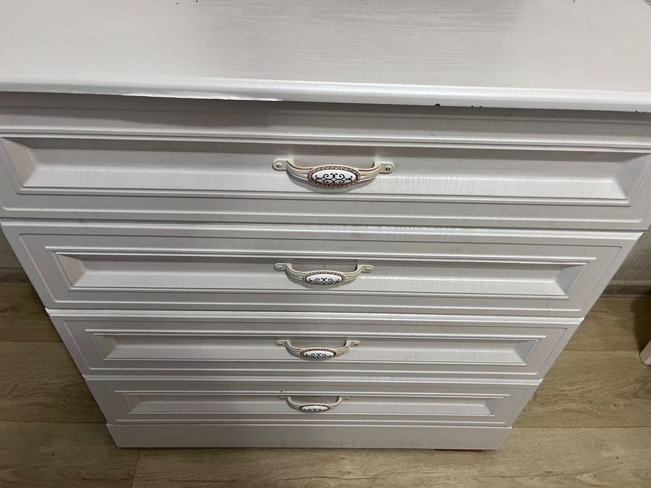 Срочно продам комод