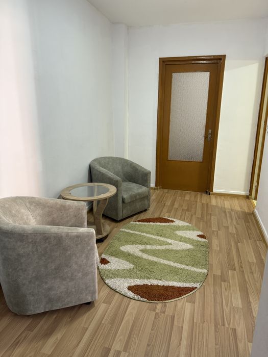 Inchiriez apartament 2 camere Mihai Viteazu