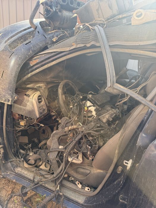 Toyota matrix на запчасти