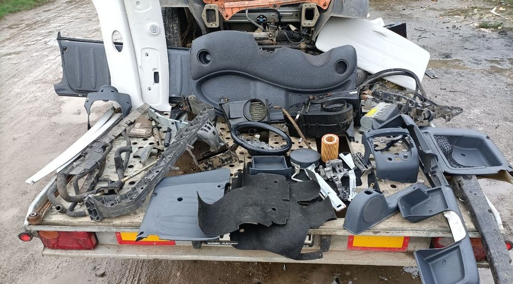 Dezmembrez Fortwo.urgent ieftin,colet la destinație...Airsoft Escalada