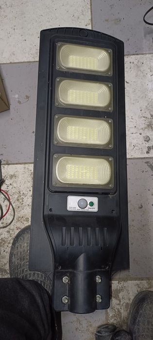 Уличный прожектор