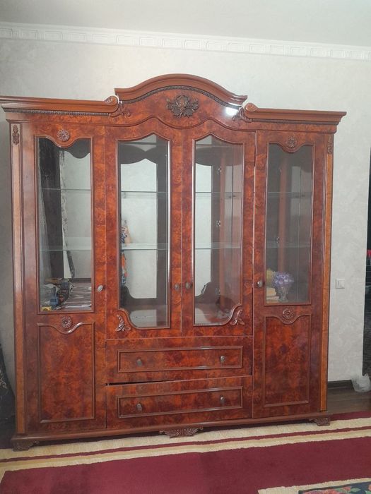 Stol stul 10 talik+bonusiga tekinga stenka