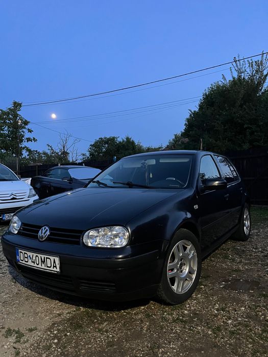 Vând Volkswagen Golf 4 1.6 Benzină