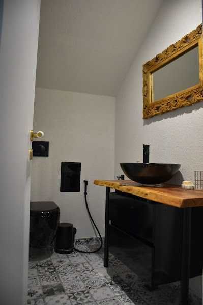 Продава се Къща в с. Драгичево, Област Перник - 320 кв.м за 1500 €/кв.м - Снимка #7