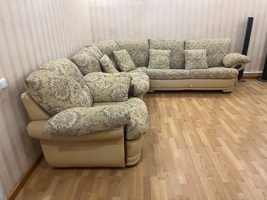 Диван мягкий угловой + кресло