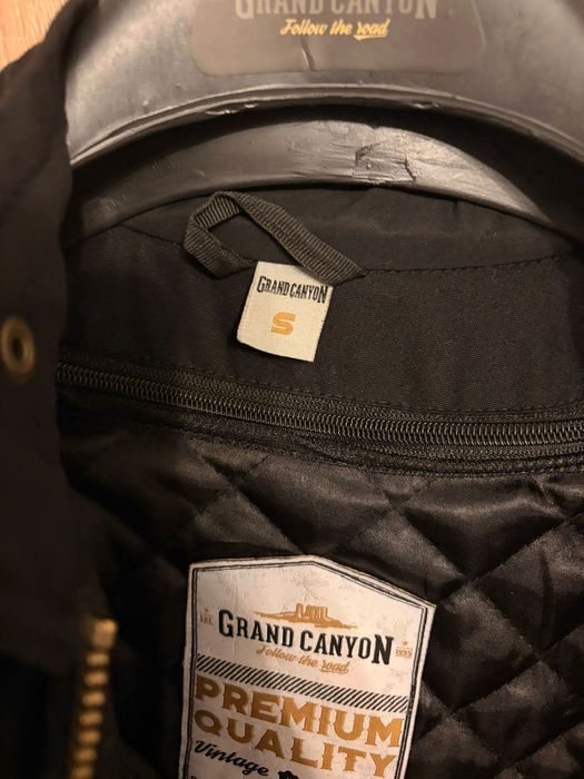 Geaca moto de dama, stare foarte buna.