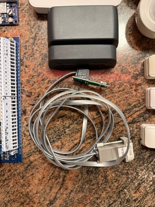 Vand alarma antiefractie DSC completa