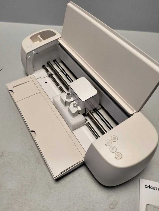 CRICUT Explore 4 Професионален Режещ плотер НОВ