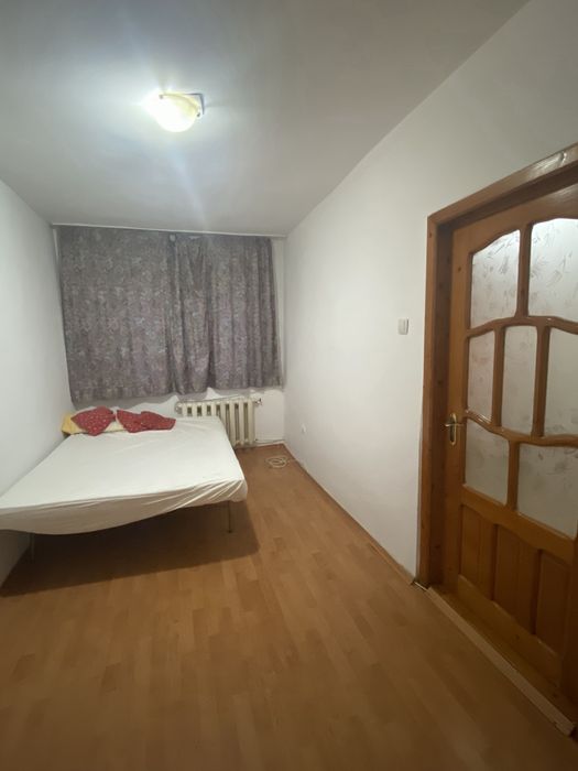 Închiriez apartament 2 camere