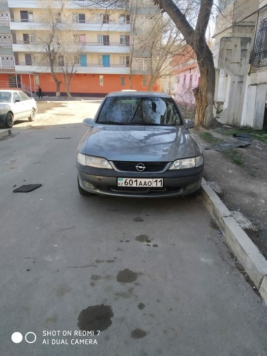 Срочно продам опель ушастик