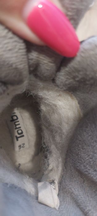 Продам дутики 26р.