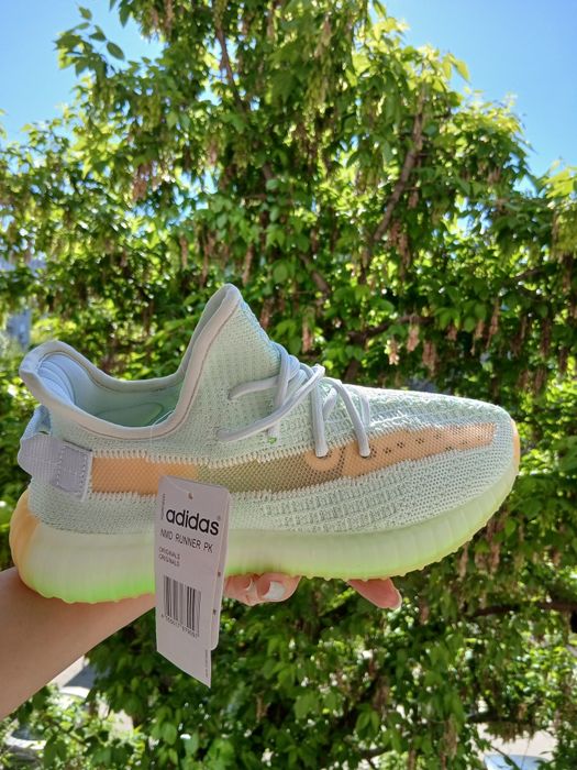 Adidasi Yeezy marime 36-46