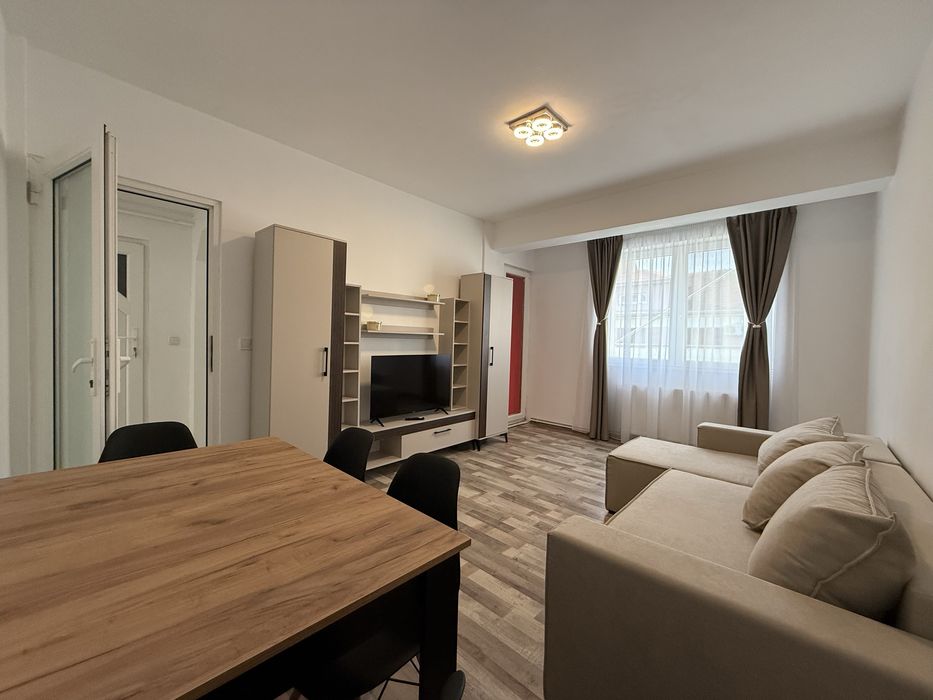 Regim hotelier apartament ultra central 2 camere Satu Mare