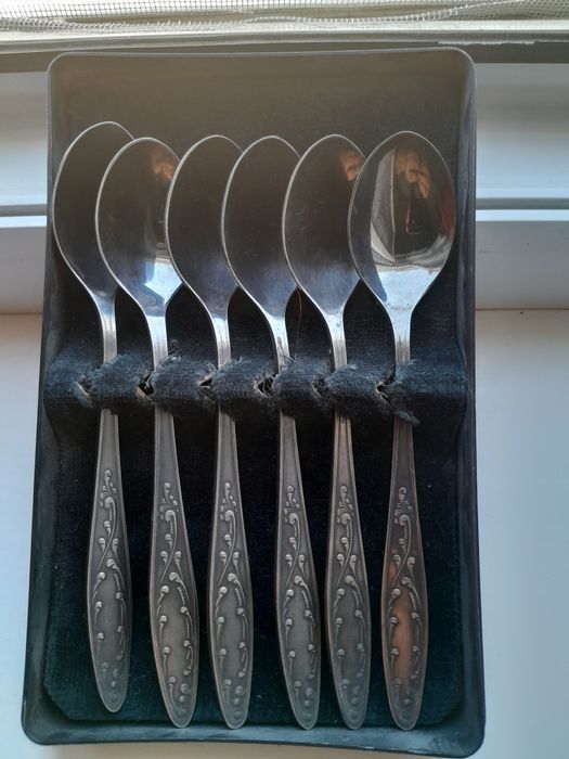 Серебряные чайные ложки