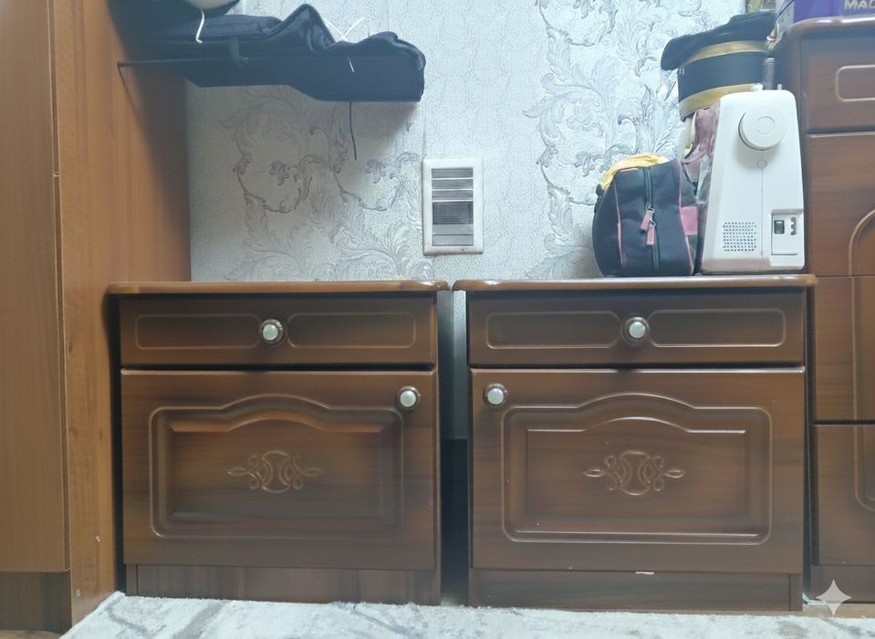 Продается шифонер, комод и тумбы